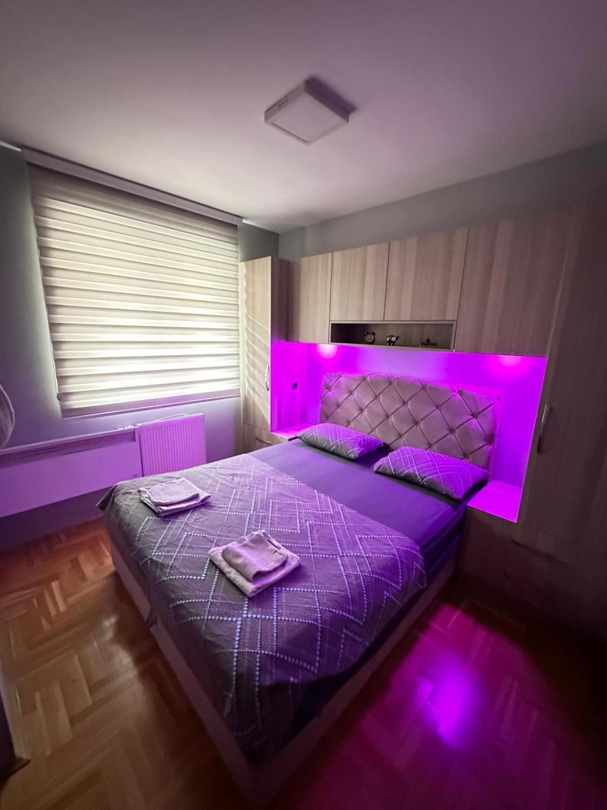 Appartement Apartman Lux S&V 1 Lukavica Istocno Sarajevo Hilandarska Centar Extérieur photo