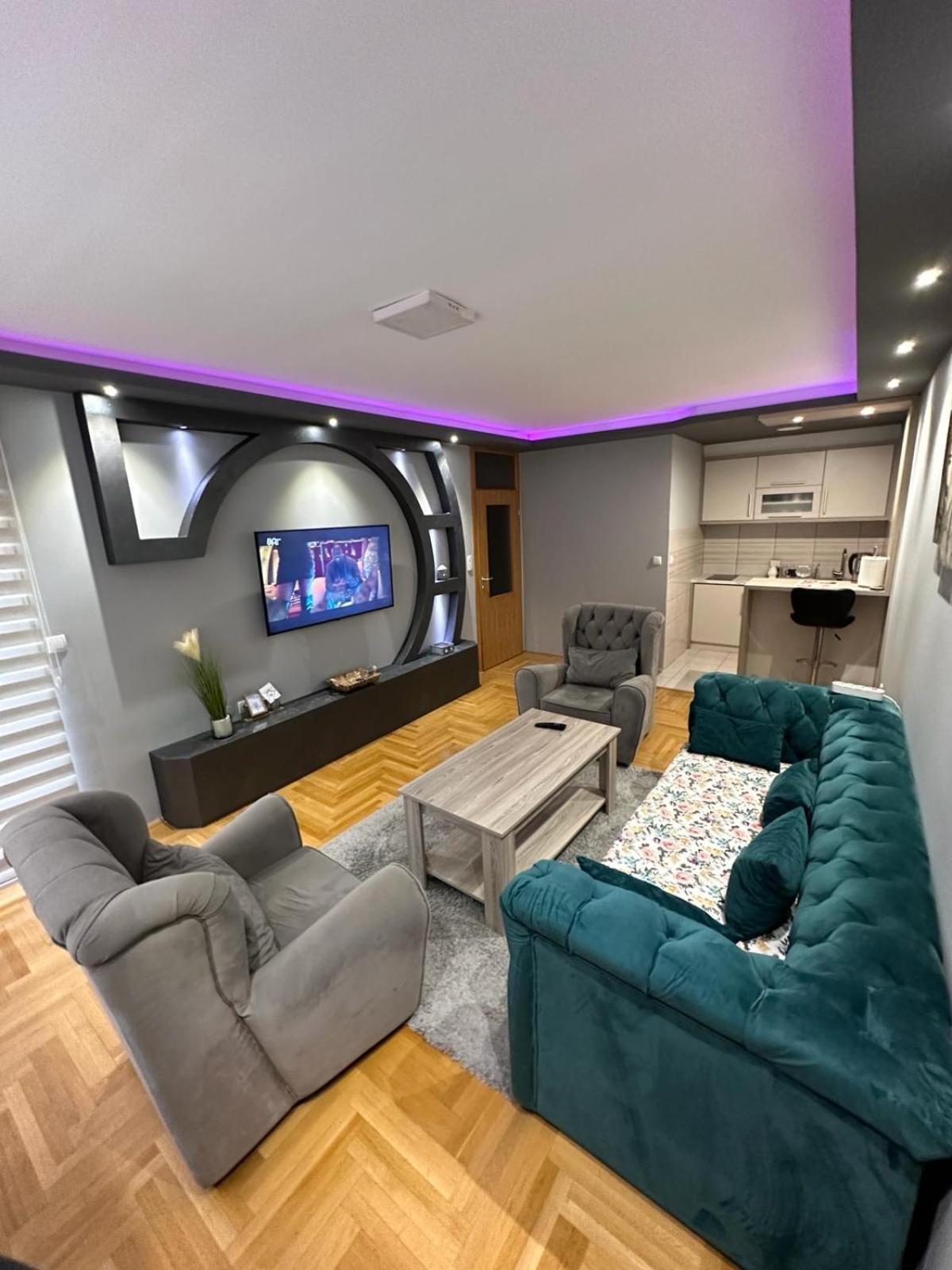 Appartement Apartman Lux S&V 1 Lukavica Istocno Sarajevo Hilandarska Centar Extérieur photo